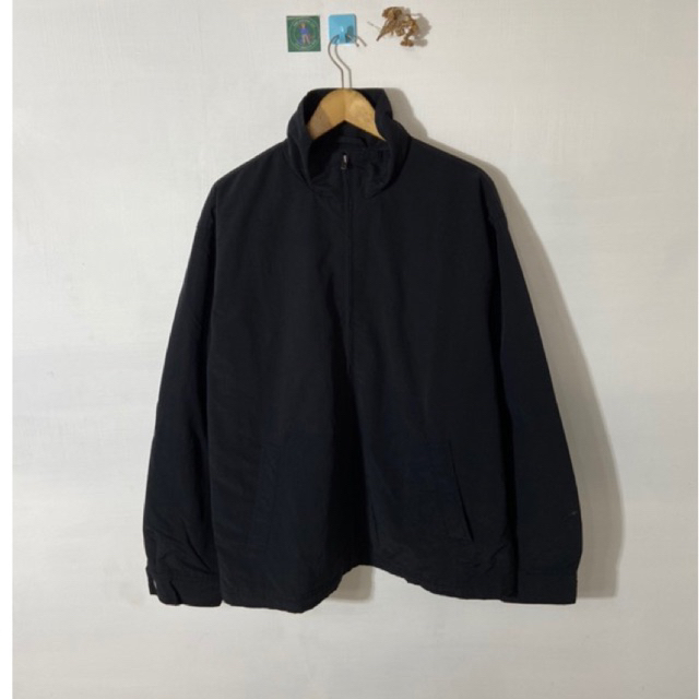 JACKET GAP HITAM SECOND
