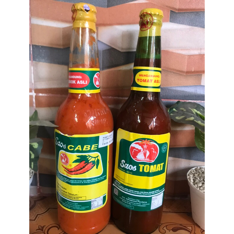 

Paket hemat Saos tomat dan saos cabe ( saos sambal ) cap kapal