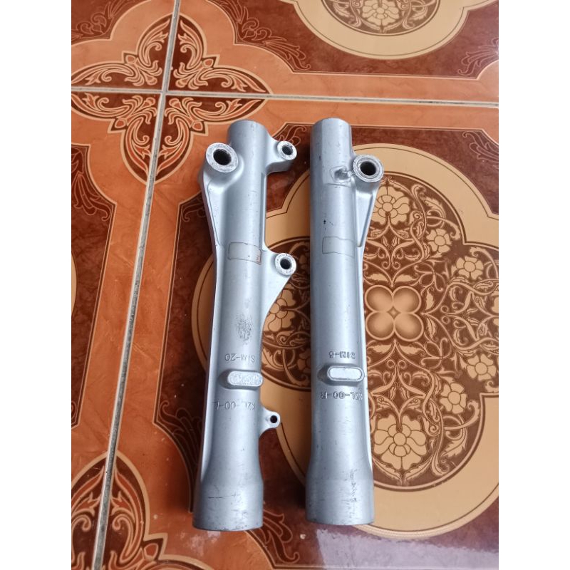 tabung shock depan honda beat,vario 125 original