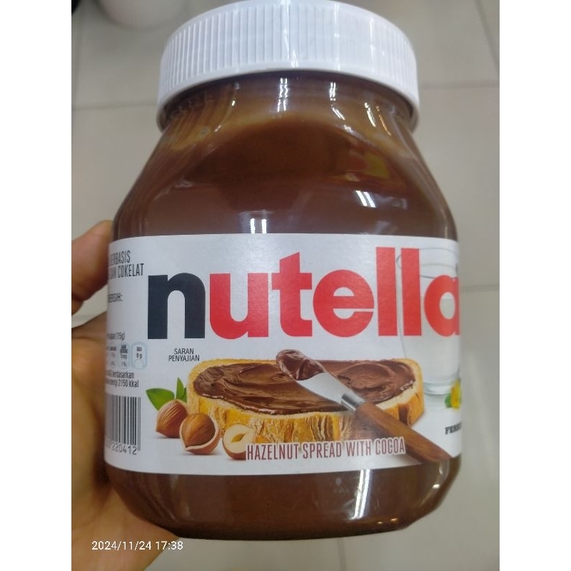 

NUTELLA selai berbasis kacang dan coklat 680Gr