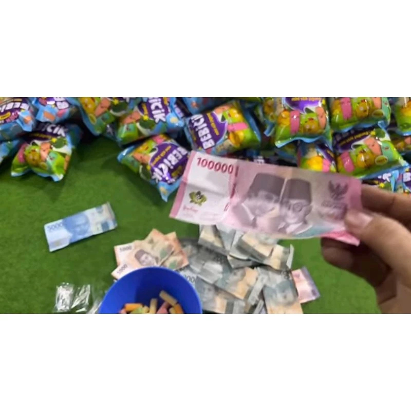 

Baru Snack Berhadiah Uang dan Emas 100% tanpa zonk