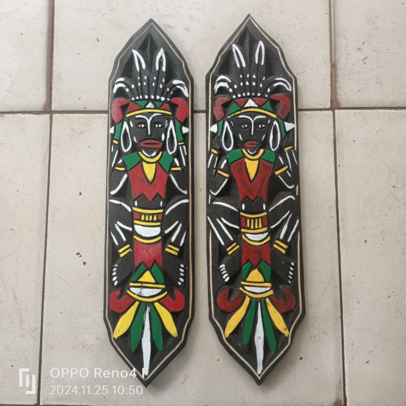 [SATU PASANG] TAMENG ASLI DAYAK KALIMANTAN. PERISAI MANDAU DAYAK