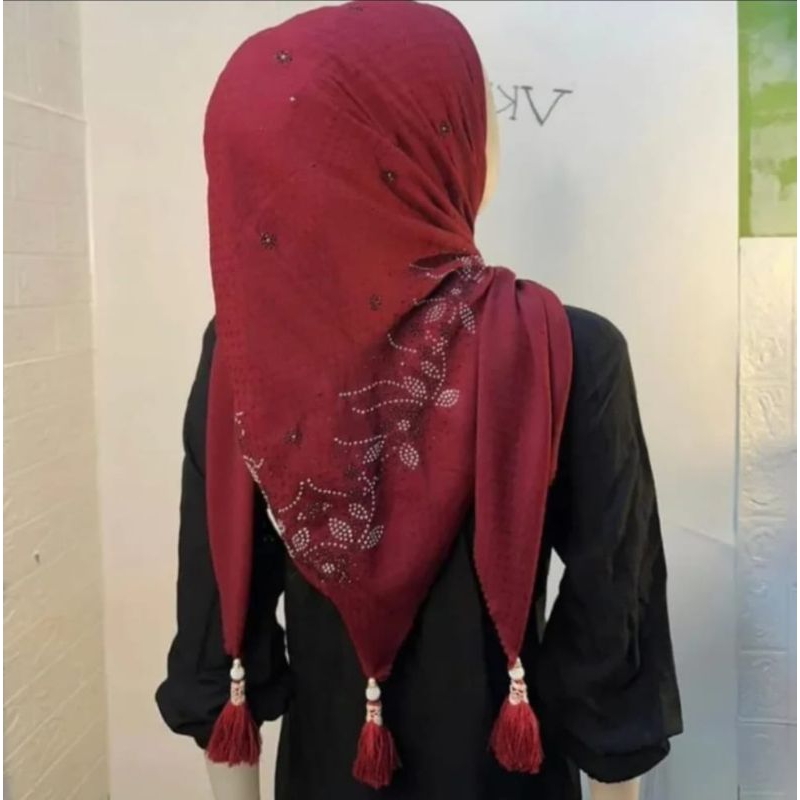 hijab segi empat payet tasel jumbo motif butik mewah/ kerudung segi empat payet tasel jumbo motif bu
