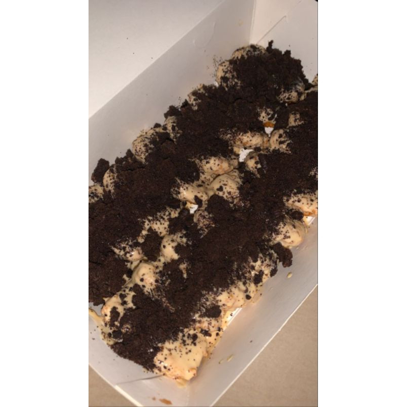 

BaNyamNyam Lumpia Pisang Vanila Oreo - Frozen - Topping Pisah