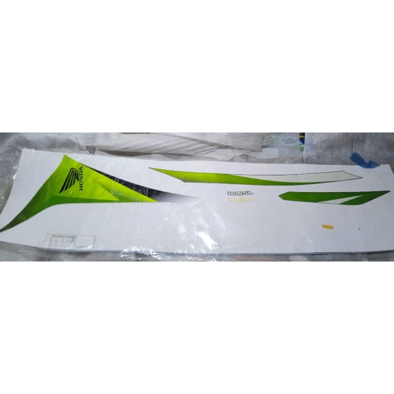 original AHM Astra Honda motor striping stiker box cover body motor kanan set Assy komplit Supra x 1