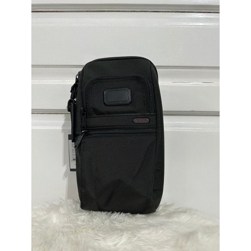 TUMI Compact SLing Bag original