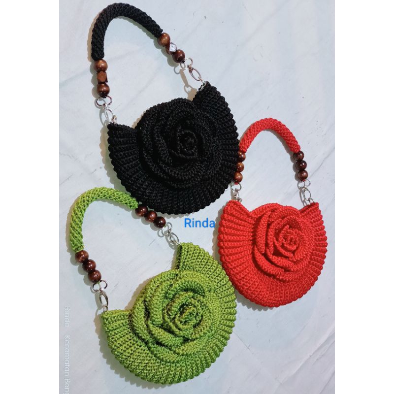 Tas Mawar rajut