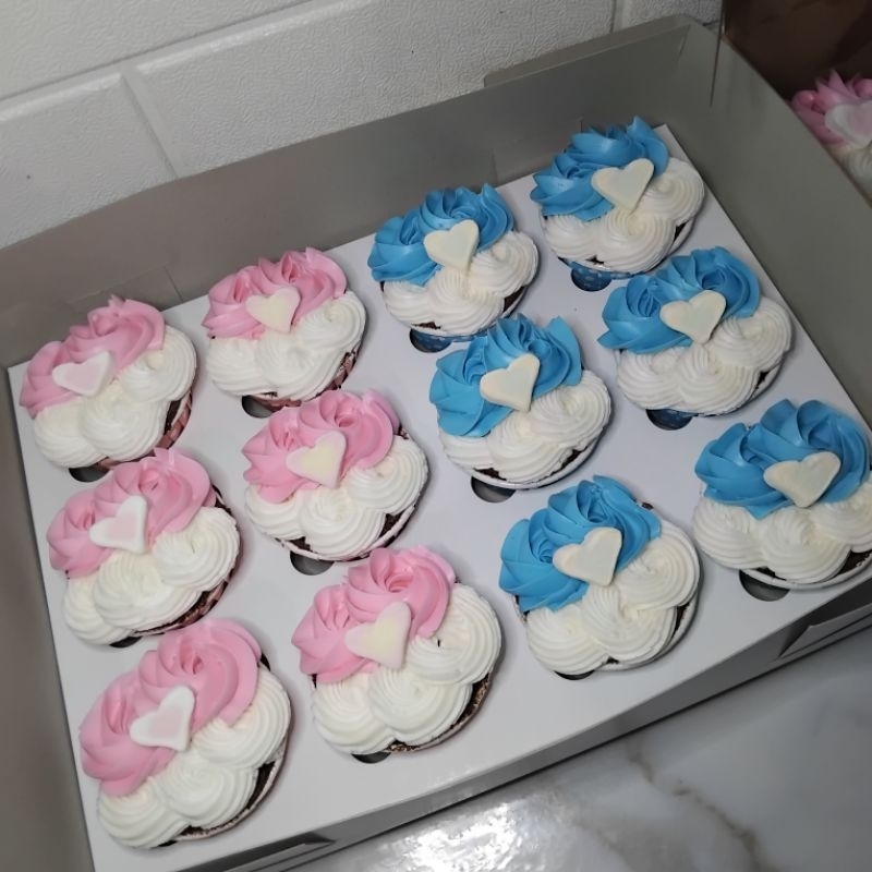 

Cupcake cup cake kue ulang tahun kue ultah ceke cup