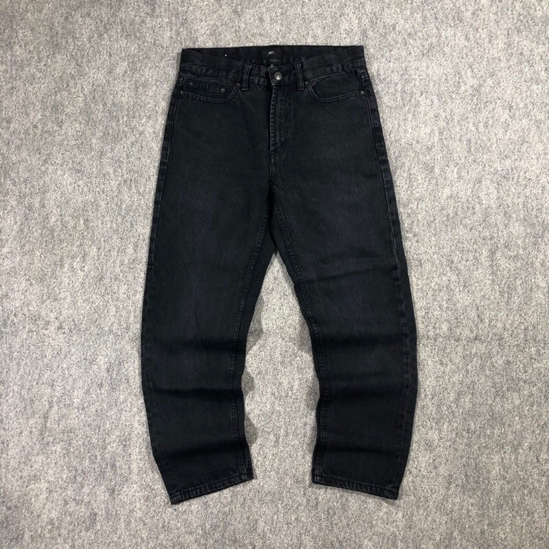 obey jeans black wash.