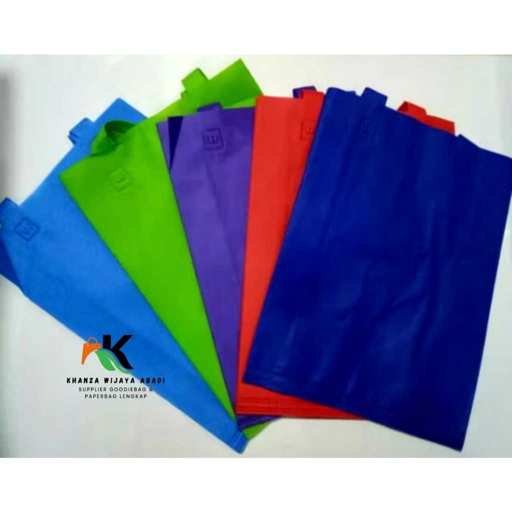

Tas kain spunbond 30x40 / 75gsm / harga satuan
