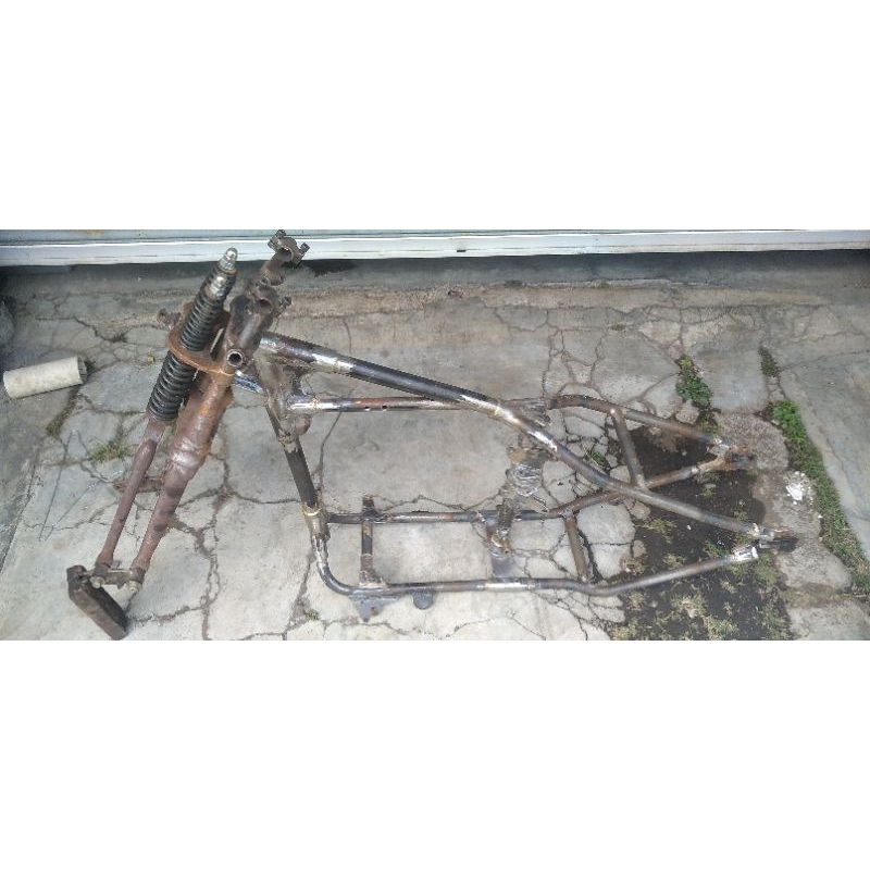 Frame Chopper rigid full socket shockis sokis dan springer ala WL