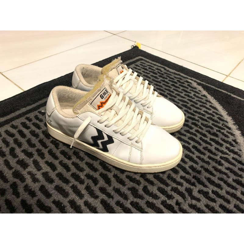 sepatu geoff max putih sz 40