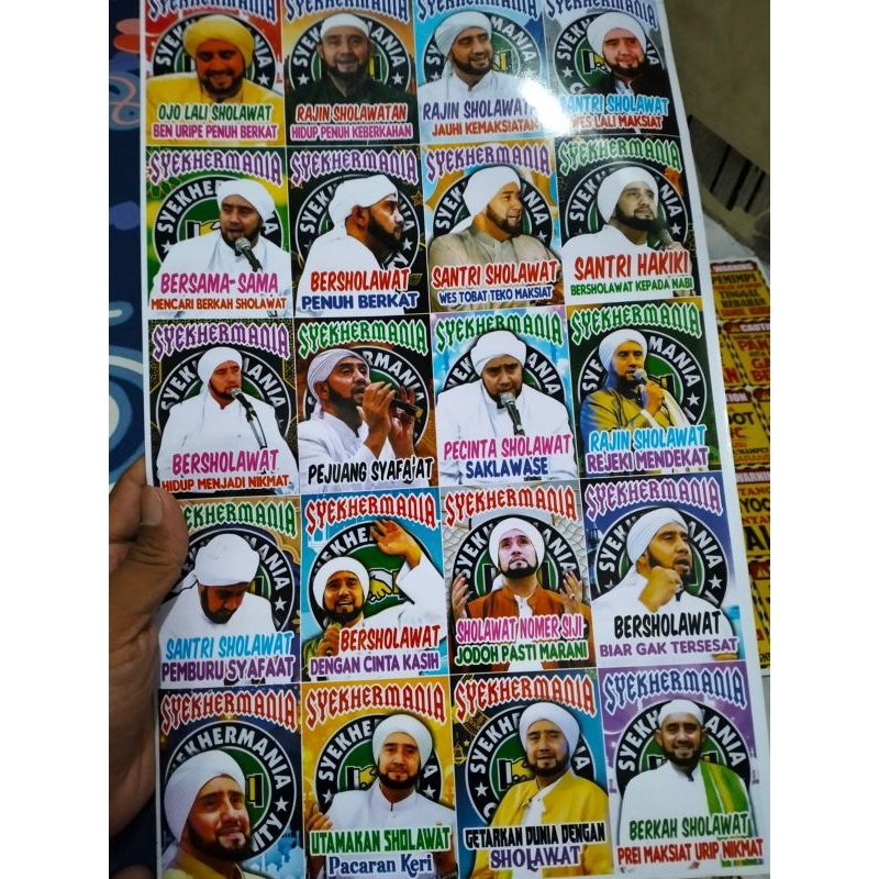 

1lembar stiker sholawat Syekhermania