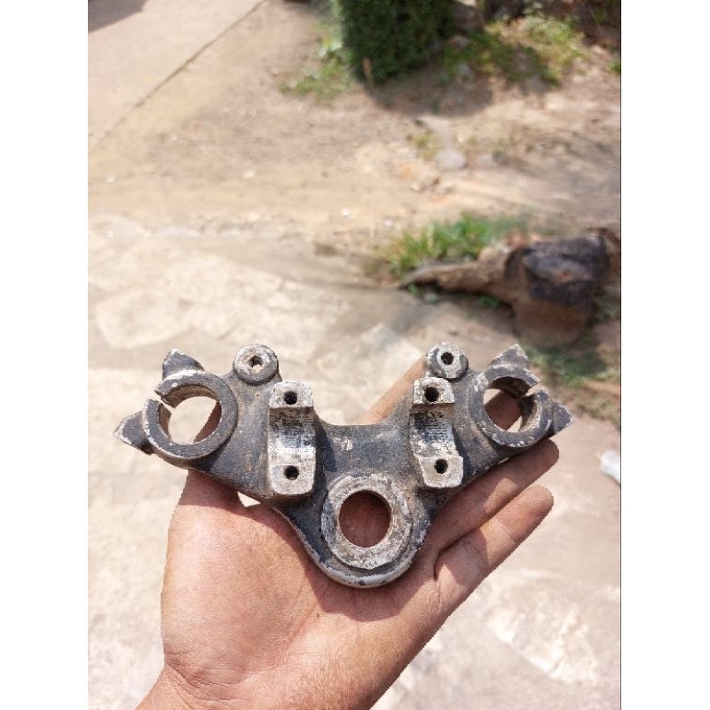 Segitiga Atas Honda GL100 GL125 Original