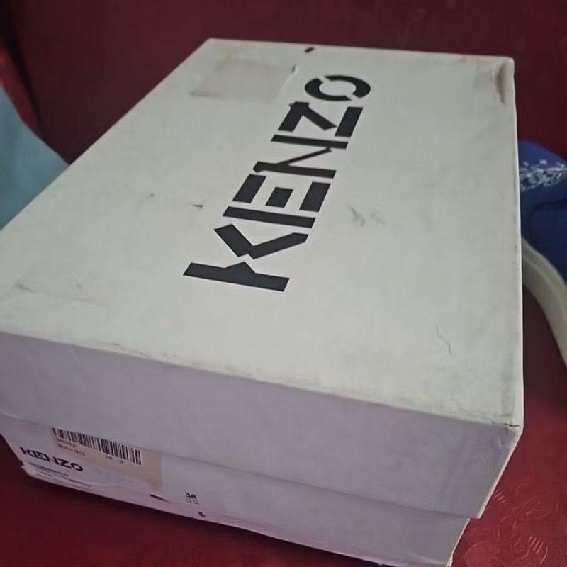 sepatu Slip on Kenzo