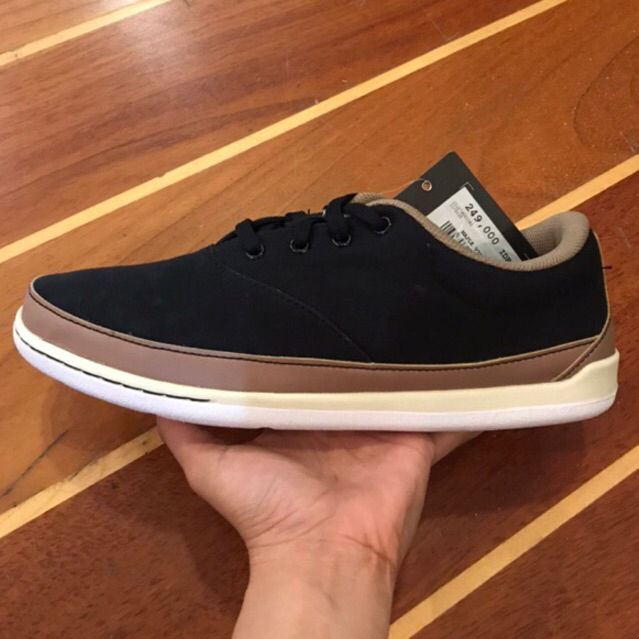 CUCI GUDANG SEPATU LIFESTYLE LEAGUE & LEGAS ORIGINAL 100%