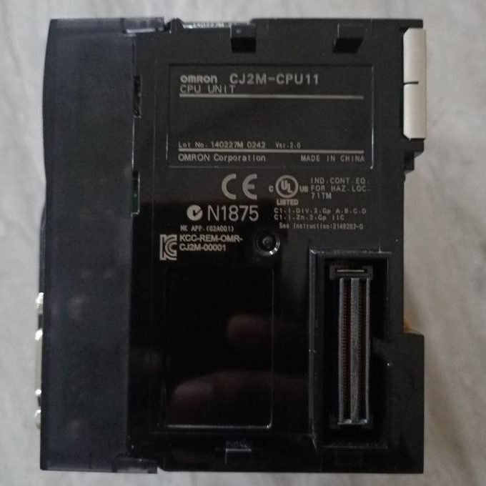 PLC OMRON CJ2M-CPU11 CJ2M CPU11 CJ2MCPU11