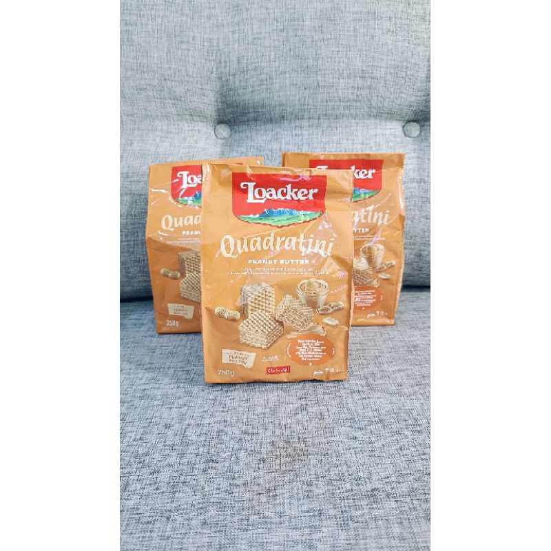 

wafer Loacker quadratini peanut butter 250 gram large sale