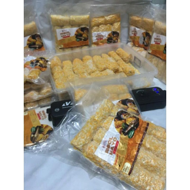 

DapurKeluarga Cemilan frozen food risol mayo frozen 10 Pcs