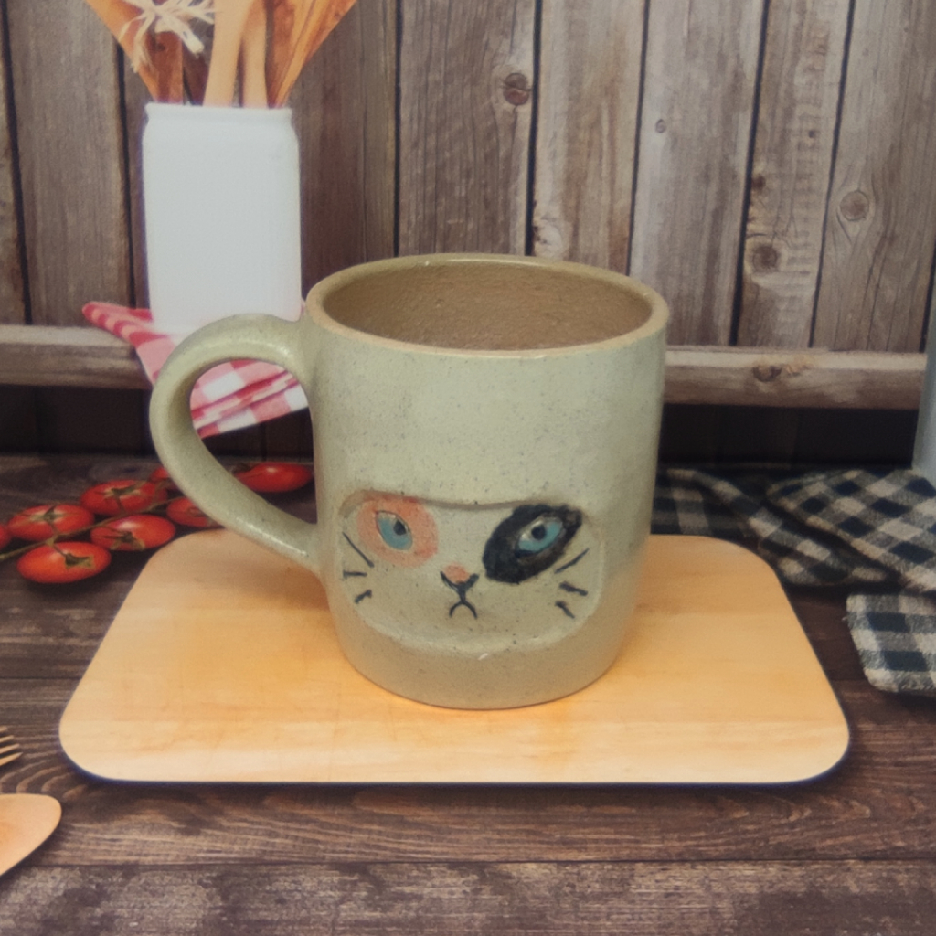 Mug Keramik Handmade Desain Kucing Lucu - Cangkir Unik untuk Pecinta Hewan