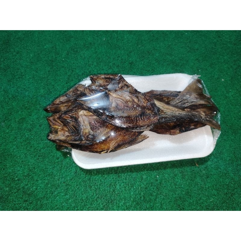

ikan Patin Salai / ikan patin asap khas pekanbaru