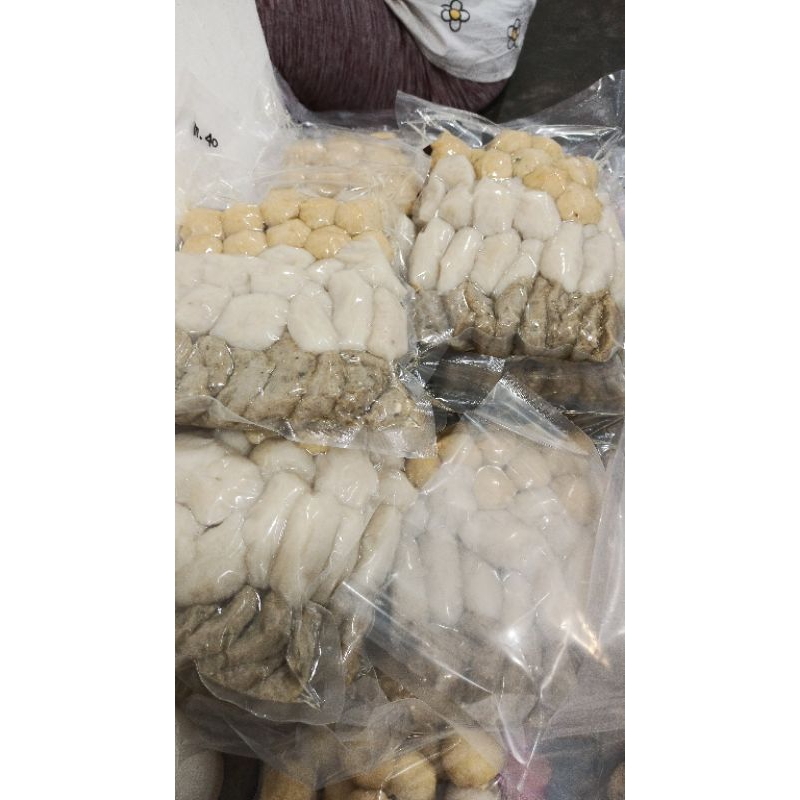 

Pempek Campur isi 50pcs