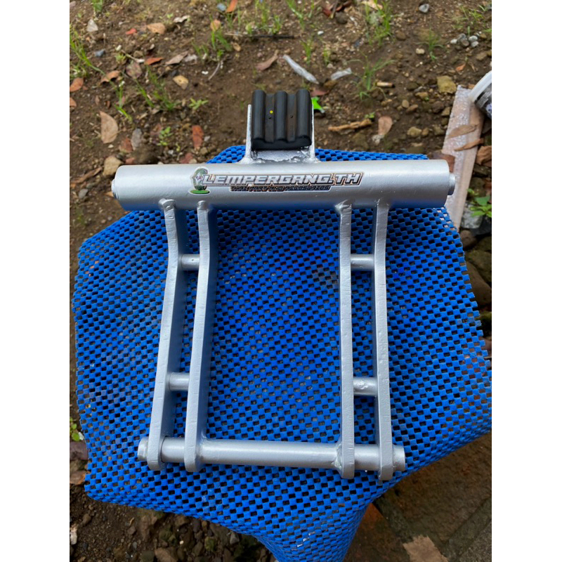 ENGINE MOUNTING engine mounting VARIO 125/150 old VARIO 125/150 New