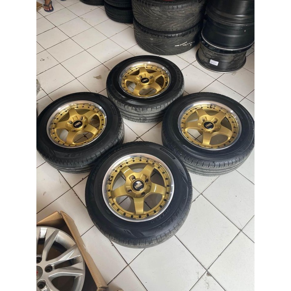 Velg Mobil Bekas Ring 15 Lubang  4 BOB HSR R15X7 4X114,3 ET45 BAN 195 65 R15