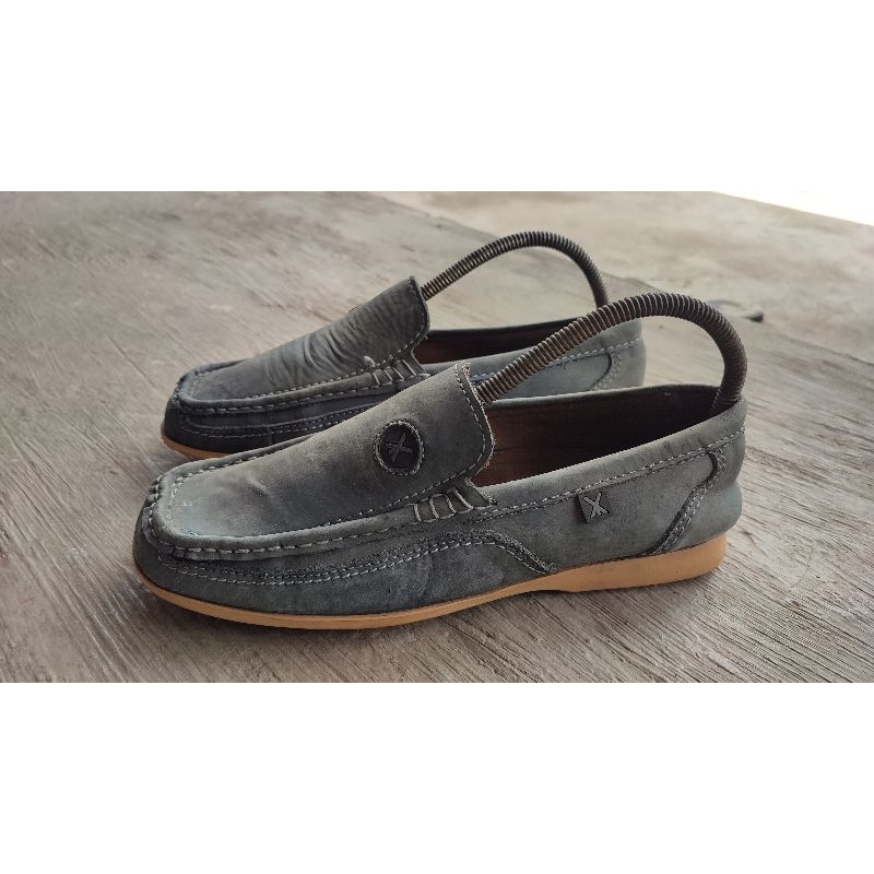 Sepatu second kulit pria