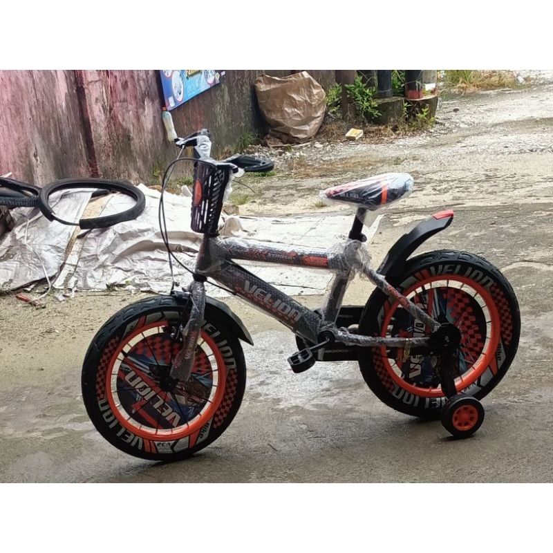 Sepeda bmx 16 ban besar,mrek velion,warna oren