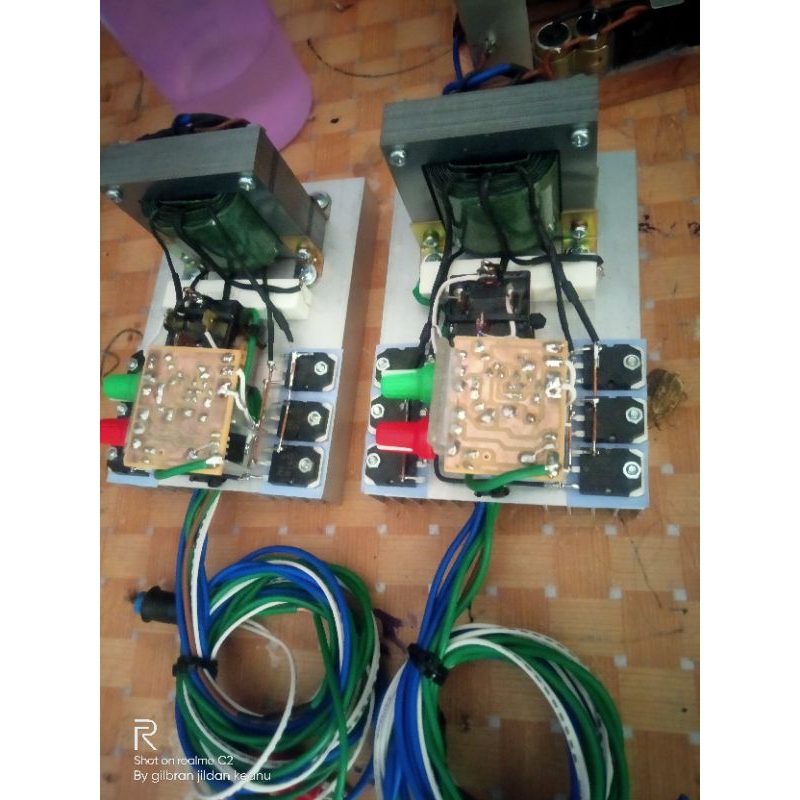 inverter pac 6 transistor flip flop