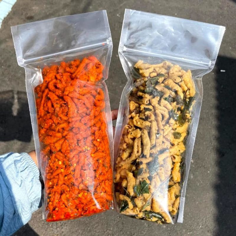 

Usus krispi / Kripik Usus 1KG / 1KG Usus crispy bumbu pedas daun jeruk