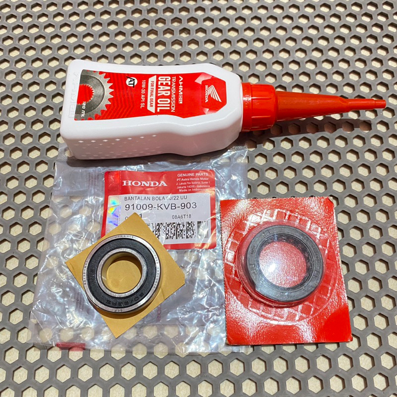 Bearing Laher Roda Belakang+Seal Roda belakang+oli gardan Beat scoopy spacy Beat fi scoopy fi Vario 