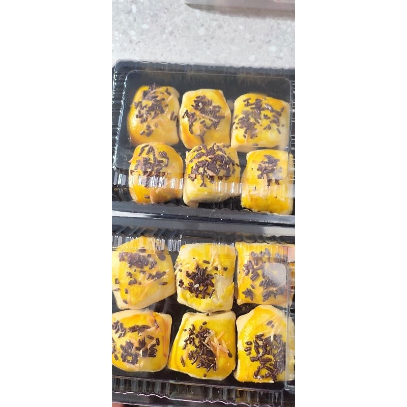 

Bolen Pisang Coklat Keju