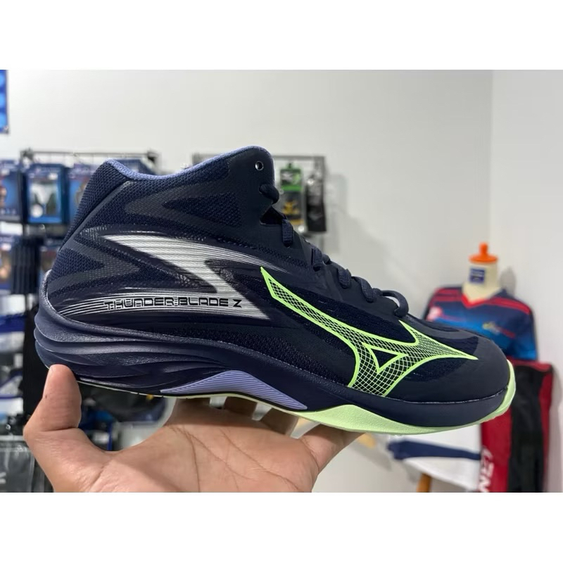 Sepatu Mizuno Thunder Blade Z Original Mid promo