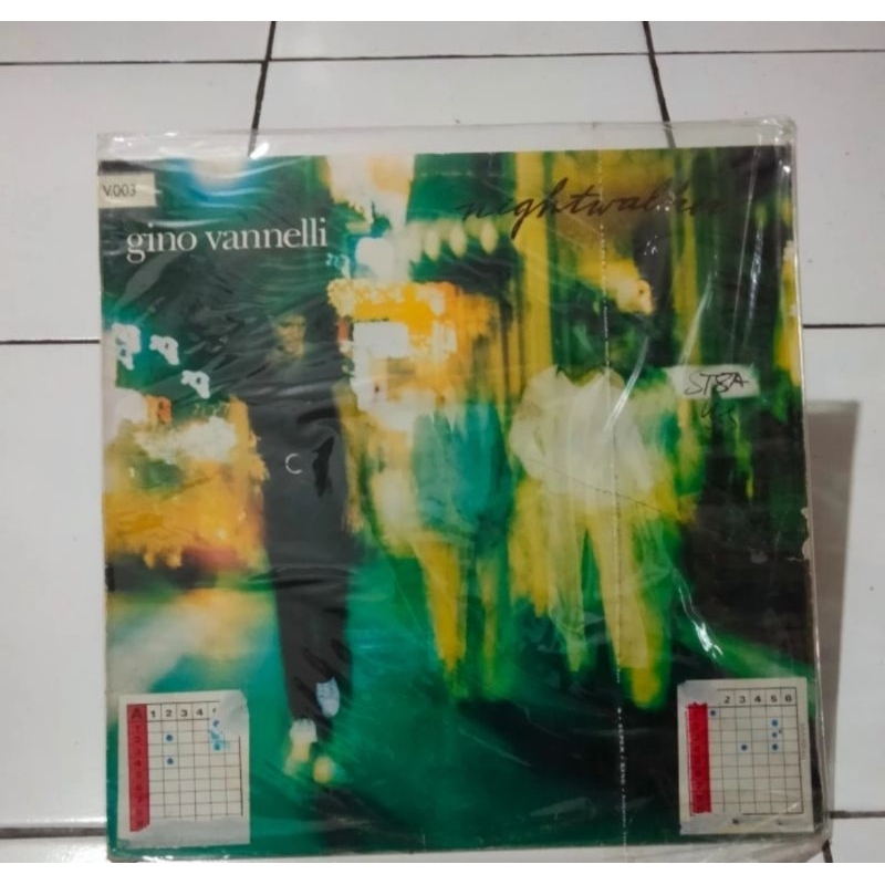 VINYL PIRINGAN HITAM 12 GINO VANELLI NIGHT WALKER