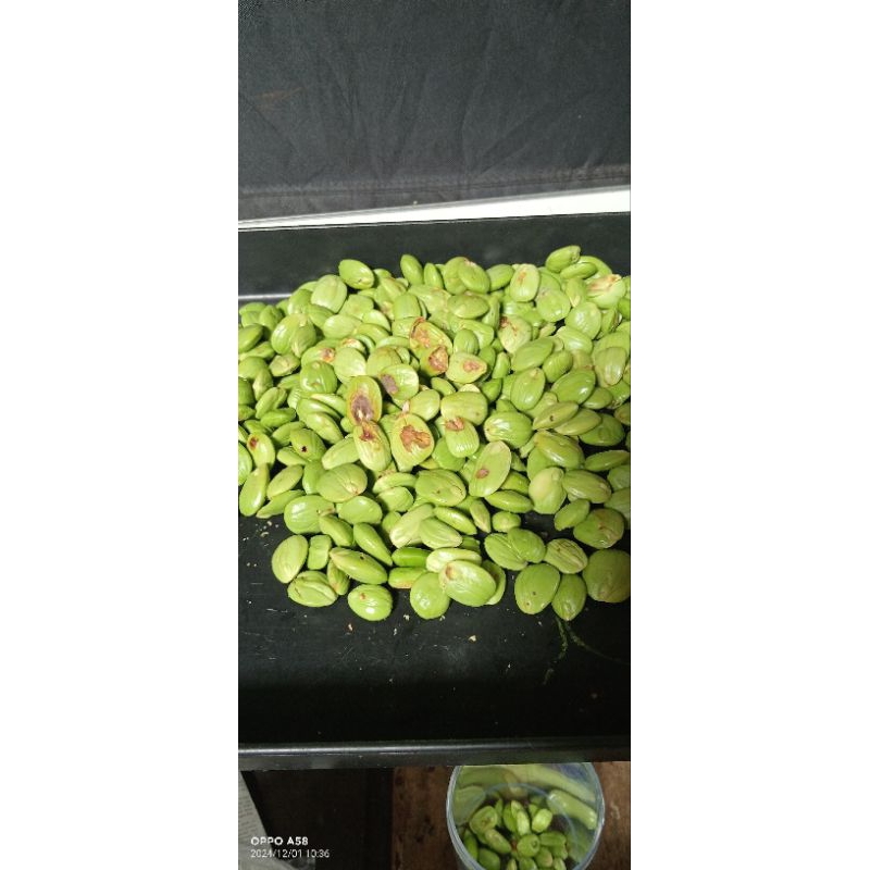 

Pete kupas bolong 1kg