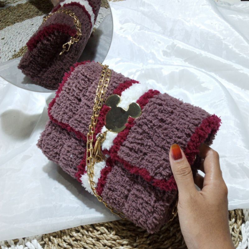 tas plastik kanvas rajut