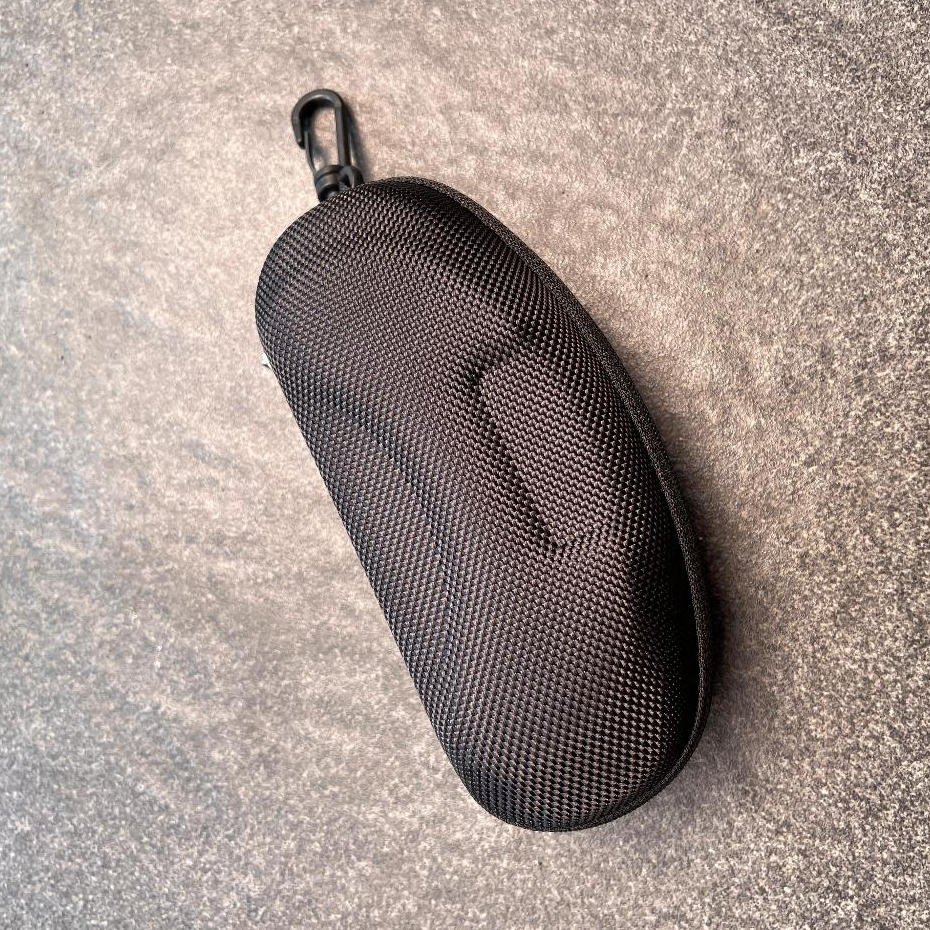 BOX KACAMATA PREMIUM RESLETING MEGABOX DENGAN GANTUNGAN BISA DI GANTUNG DI TAS