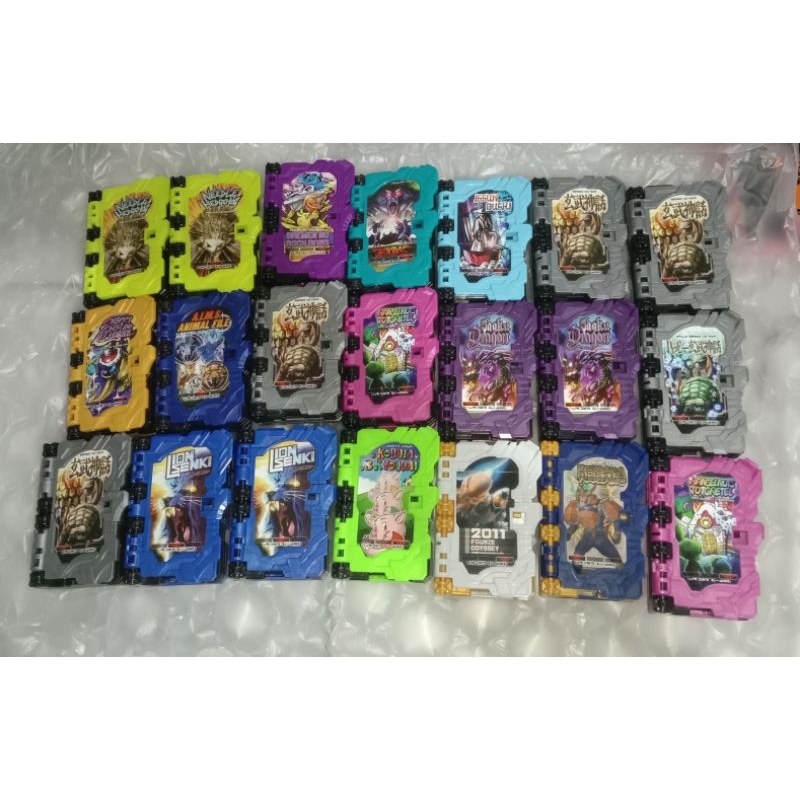 SG/CT WONDER RIDE BOOK KAMEN RIDER SABER - WRB KAMEN RIDER SABER