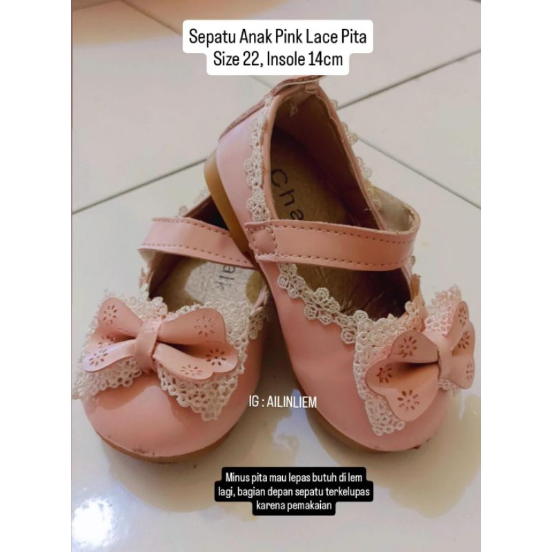 Preloved Sepatu Lolita Bayi Anak Sepatu Kulit Model Pita Renda Pink