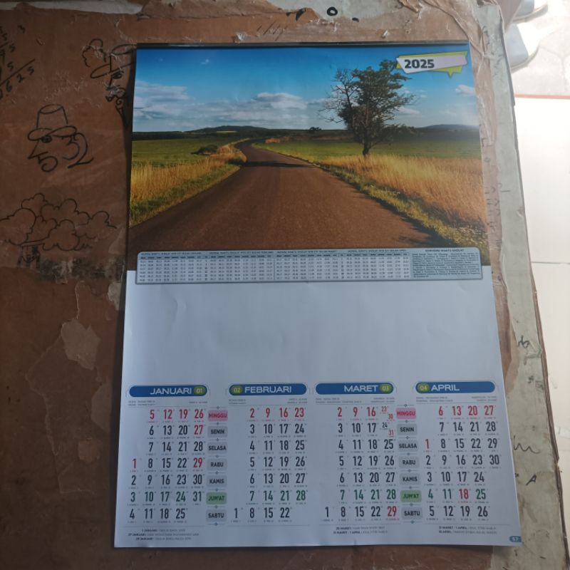 

kalender 2025 pemandangan Catur wulan 3lembar
