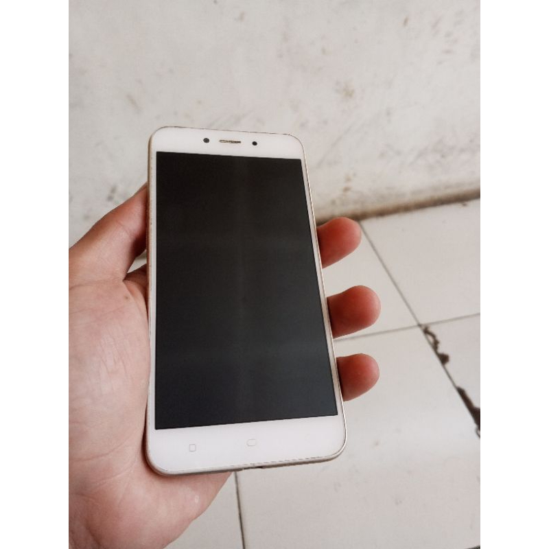Oppo A71 Matot