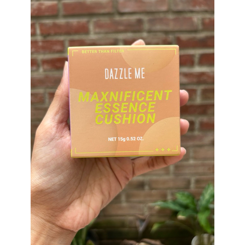 Dazzle Me Cushion N03 Wheat Beige