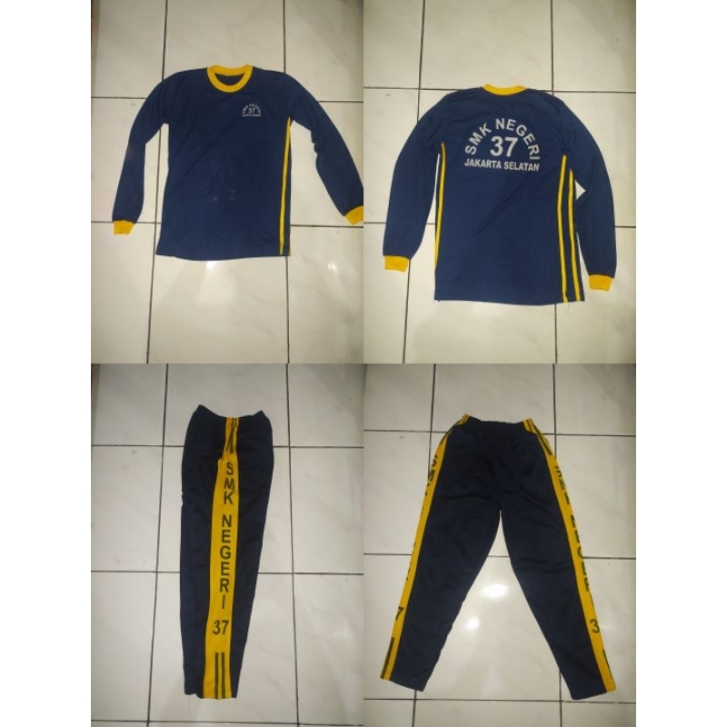 seragam olahraga SMKN 37 preloved
