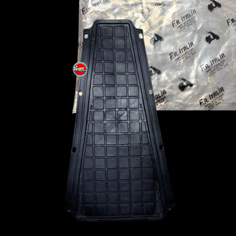 Karet Karpet Lidah Tengah FA Italia Vespa PX MK PS Strada Spartan