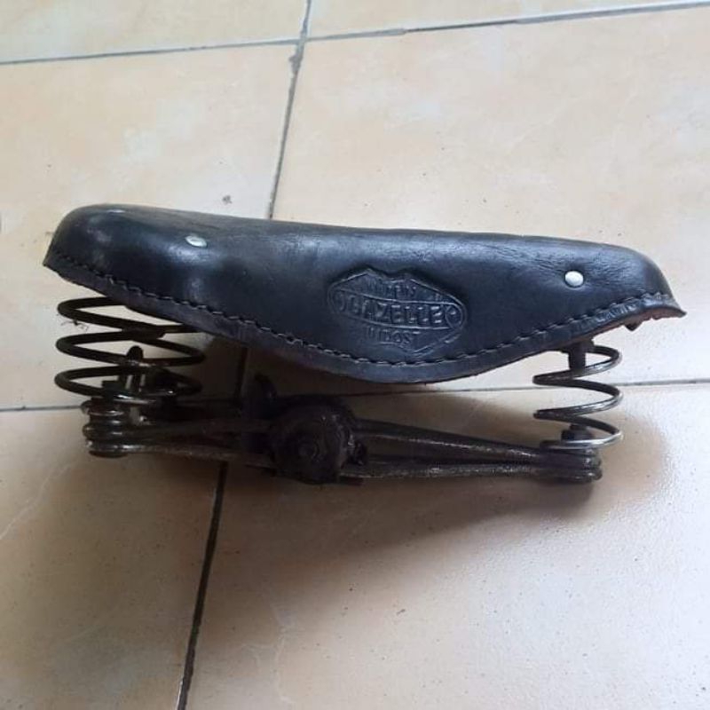 Sadel sepeda onthel Gazelle fongers Batavus simplex humber Raliegh 28 24  unto lawas klasik kuno bro