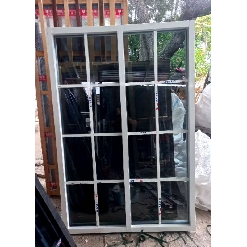 JENDELA ALUMINIUM KACA MATI ORNAMEN 100X150