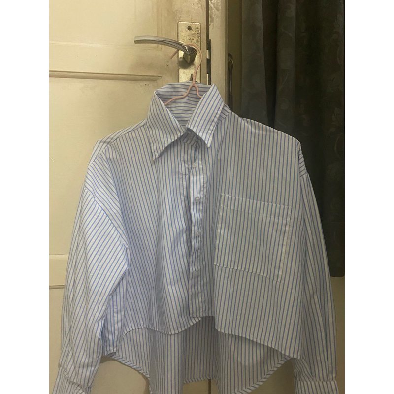 Kemeja Garis Lengan Panjang Biru