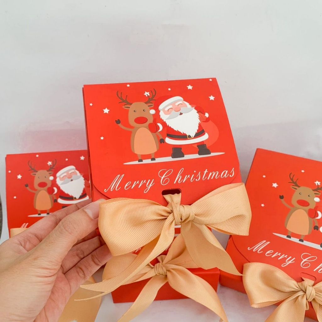 

Christmas Packaging by Marbel Official